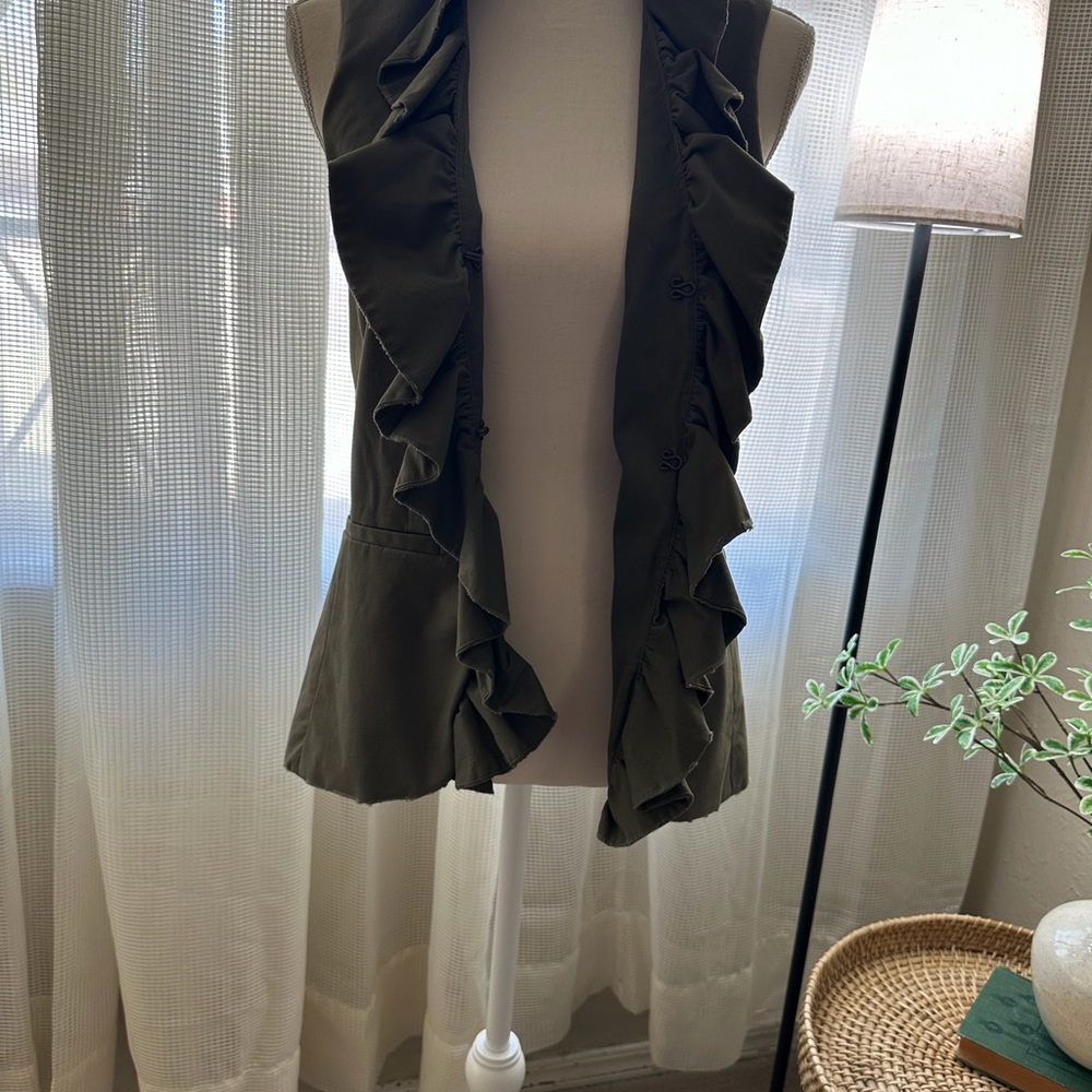 Alice + Olivia Ruffled Dark Gray/Olive  Green Vest